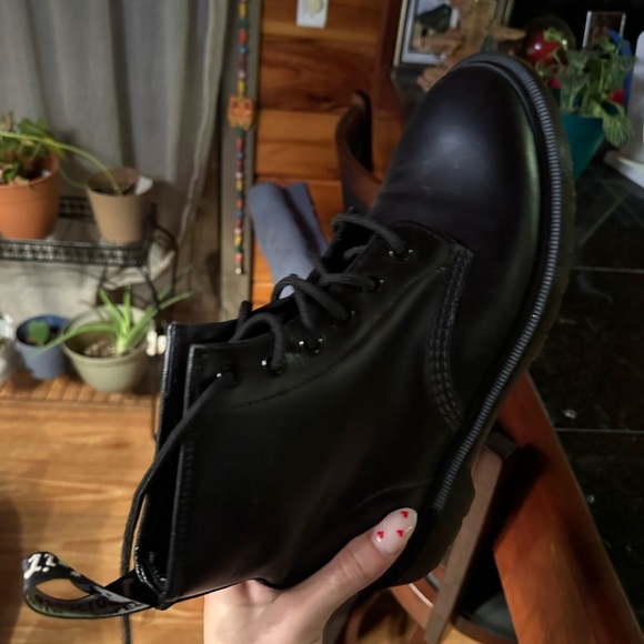 Black Dr. Martens - Picture 7 of 9